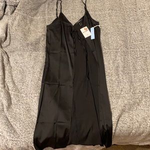 Black tie long strap top